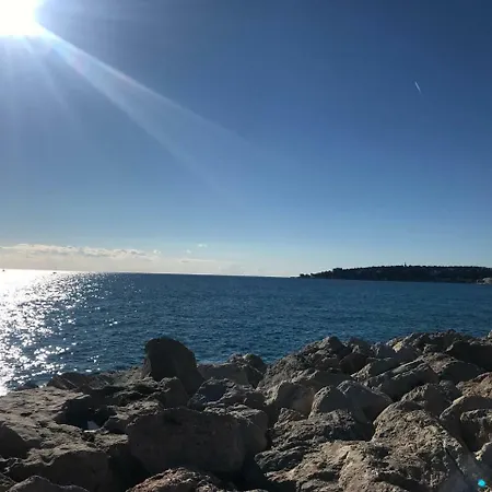 2 Traverse Du Bastion Menton